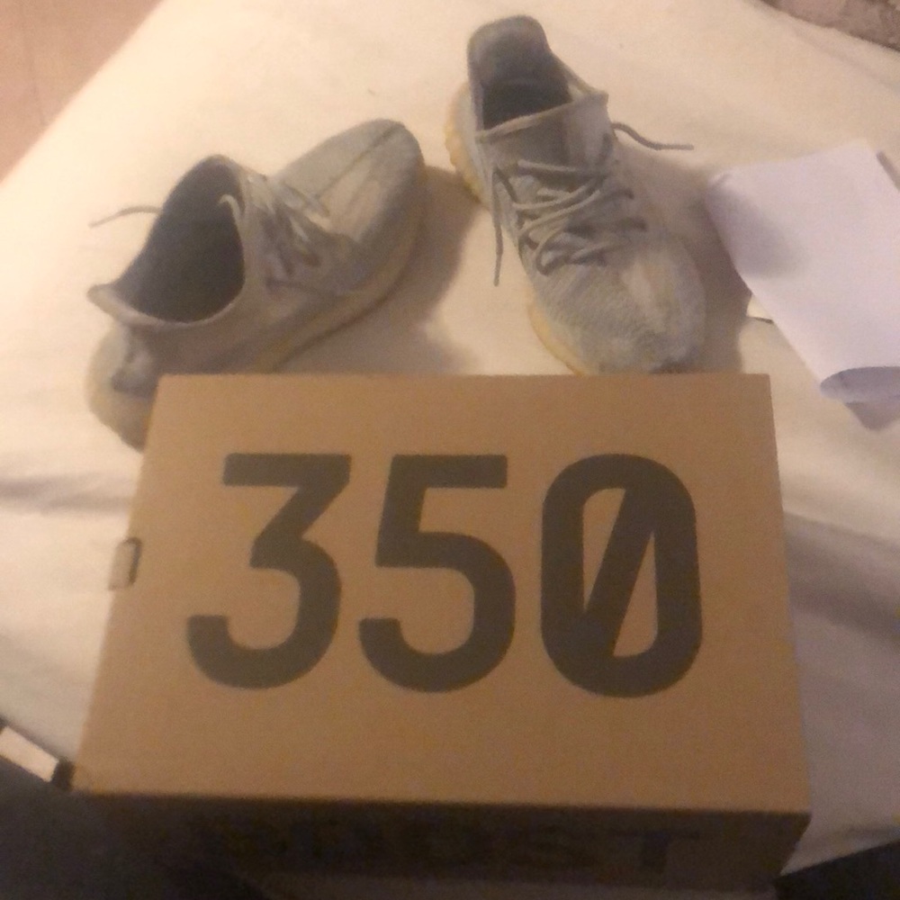 100% authentic yezzy boost 350  cloud white